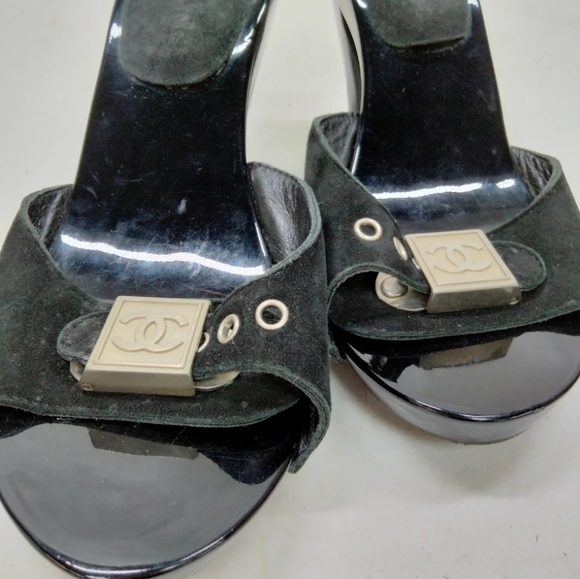 Chanel Sandals Women Black Suede - Picture 11 of 11